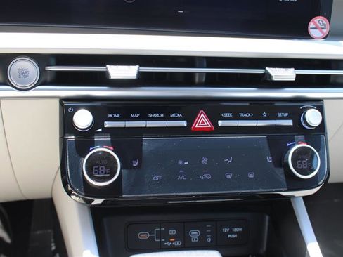 Used 2025 Hyundai Tucson SEL FWD image 16
