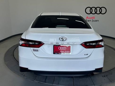 Used 2022 Toyota Camry LE image 9