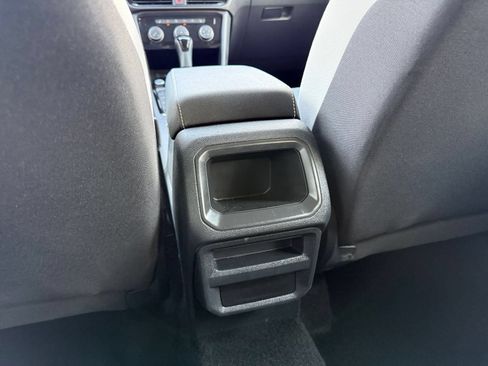 Used 2026 Volkswagen Taos S AWD/4WD image 19