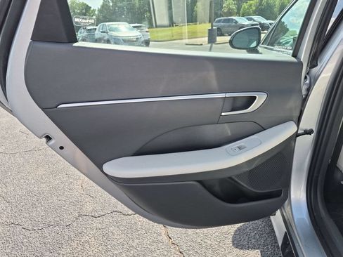 Used 2025 Hyundai Sonata SEL FWD image 28