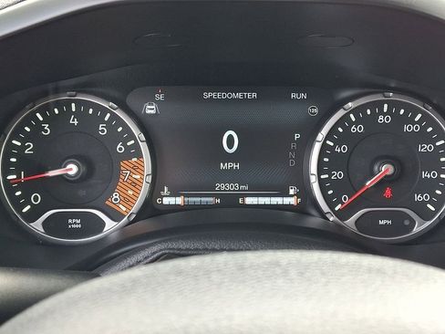 Used 2023 Jeep Renegade Latitude image 22