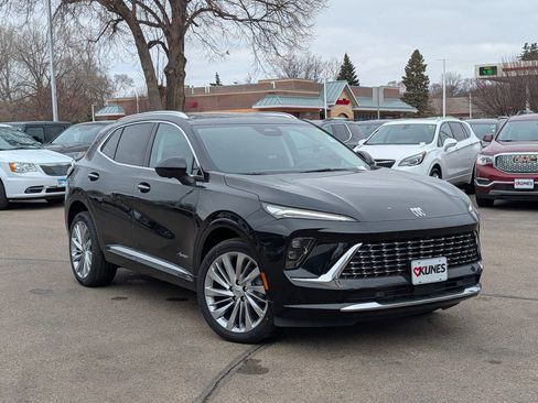 New 2026 Buick Envision Avenir image 2