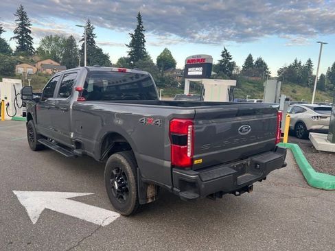 Used 2024 Ford F250 XL w/ STX Appearance Package AWD/4WD image 2