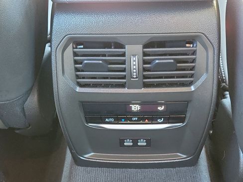 Used 2025 BMW M340i Sedan image 12