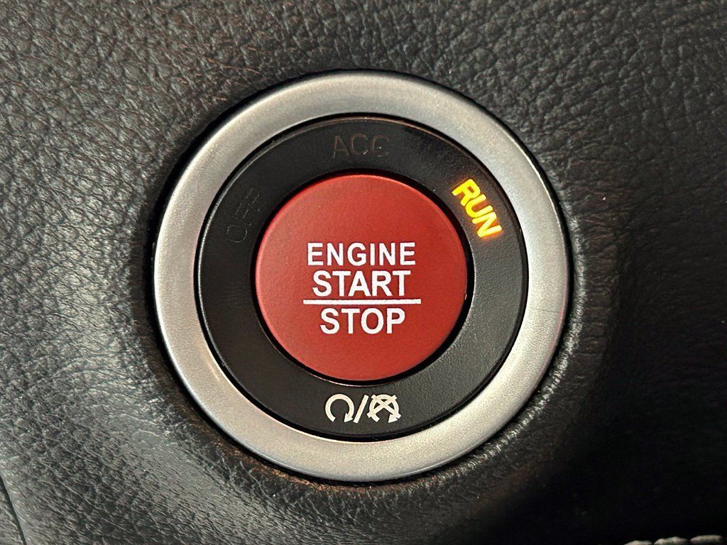 Used 2019 Dodge Challenger SRT Hellcat Redeye RWD image 24