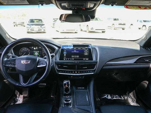 Used 2023 Cadillac CT5 Sport RWD image 15