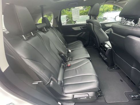Used 2024 Acura MDX SH-AWD w/ Technology Package image 23