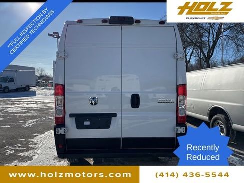 Used 2025 RAM ProMaster 2500 w/ Convenience Group image 5