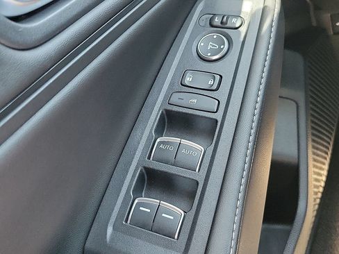 Used 2023 Honda Accord Sport image 13