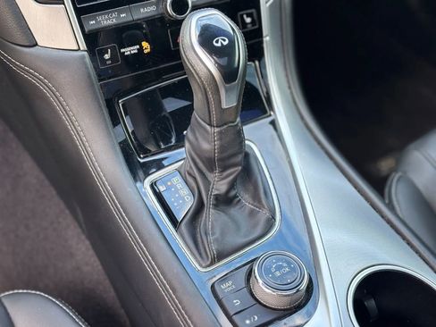 Used 2019 INFINITI Q60 3.0t Luxe w/ Essential Package AWD/4WD image 28