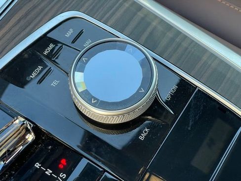 Certified 2026 BMW X5 xDrive40i w/ Executive Package image 25