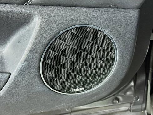 Used 2022 Genesis GV80 3.5T w/ Prestige Package 07 image 21