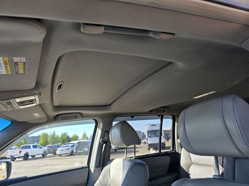 Used 2009 Honda Pilot Touring image 17