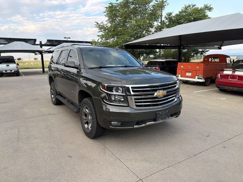 Used 2019 Chevrolet Tahoe LT w/ Off-Road Package AWD/4WD image 7