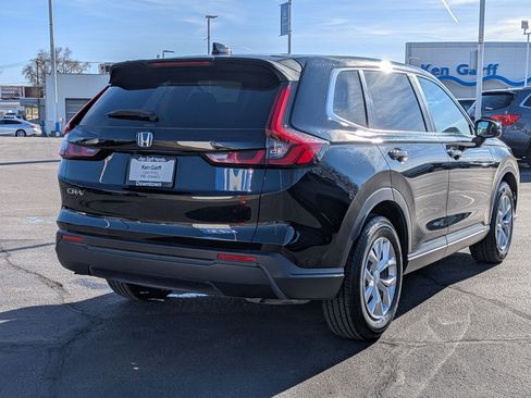 Used 2025 Honda CR-V LX image 3