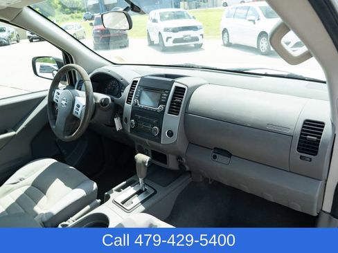Used 2018 Nissan Frontier S RWD image 34