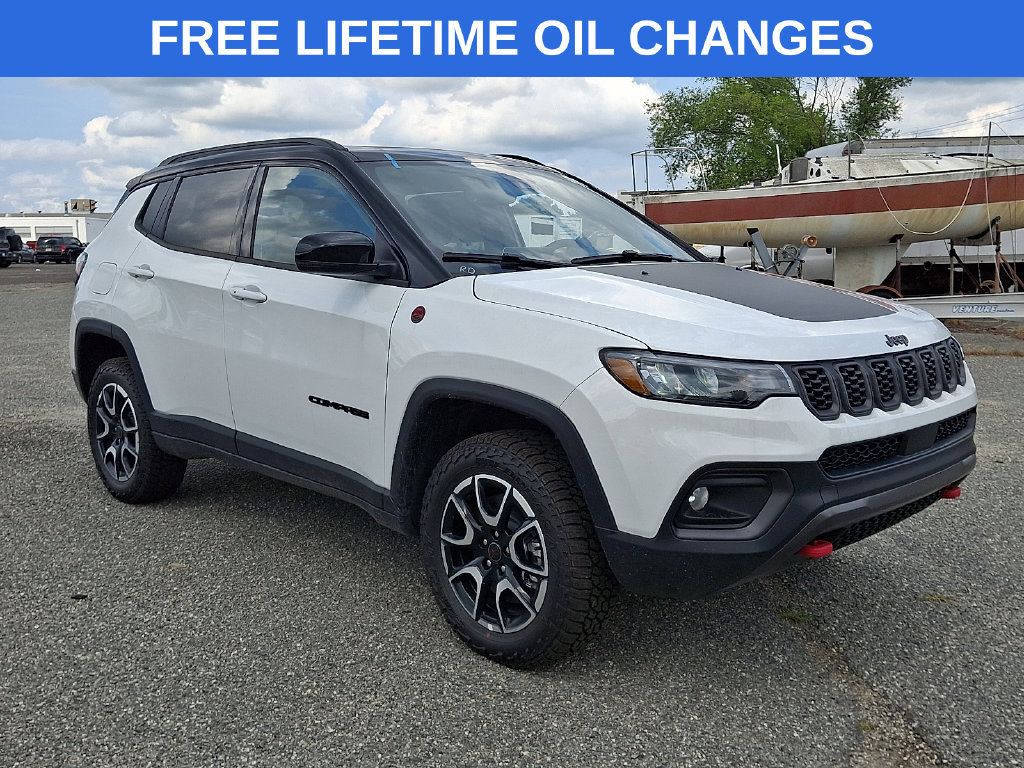 New 2026 Jeep Compass Trailhawk w/ Sun, Sound & Navigation Group AWD/4WD image 1