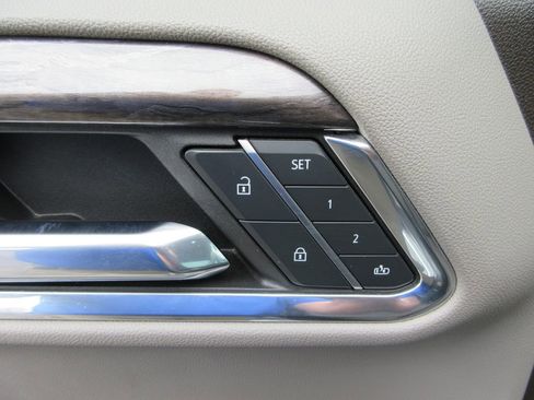 Certified 2024 Chevrolet Silverado 1500 LTZ image 25