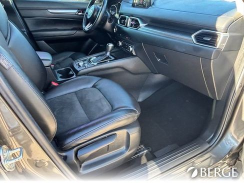 Used 2017 MAZDA CX-5 Touring w/ Preferred Equipment Package image 13