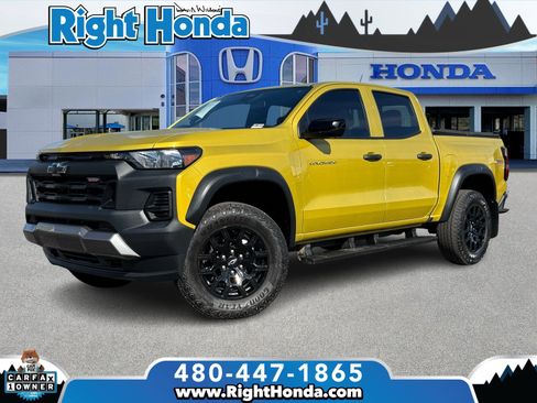 Used 2023 Chevrolet Colorado Trail Boss w/ Technology Package image 1
