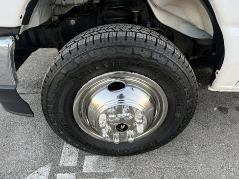 Used 2021 Ford E-350 and Econoline 350 Super Duty w/ Power Windows & Locks Group image 14