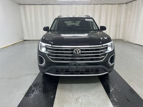 Certified 2024 Volkswagen Atlas SE AWD/4WD image 3