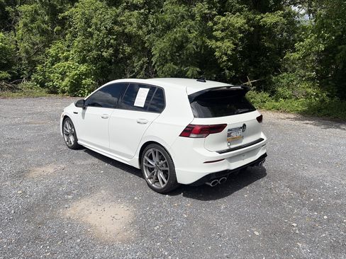 Used 2024 Volkswagen Golf R AWD/4WD image 7