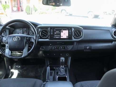 Used 2016 Toyota Tacoma TRD Off-Road w/ Towing Package RWD image 25
