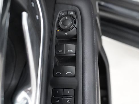 Used 2022 Chevrolet Tahoe LT RWD image 15