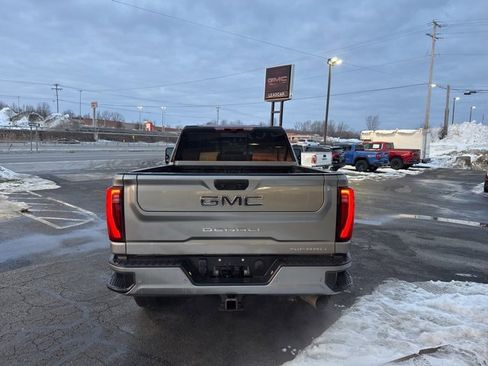 Used 2024 GMC Sierra 3500 Denali Ultimate image 4