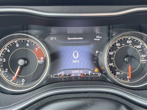 Used 2022 Jeep Cherokee Limited w/ Elite Package AWD/4WD image 19