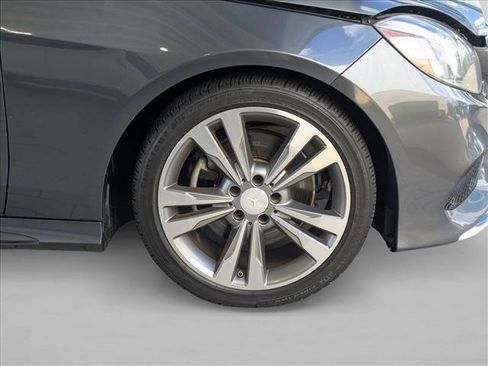 Used 2016 Mercedes-Benz E 350 Sedan image 22