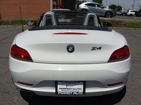Used 2016 BMW Z4 sDrive28i RWD image 11