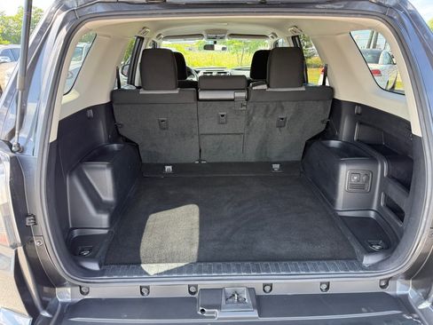 Used 2016 Toyota 4Runner SR5 RWD image 11