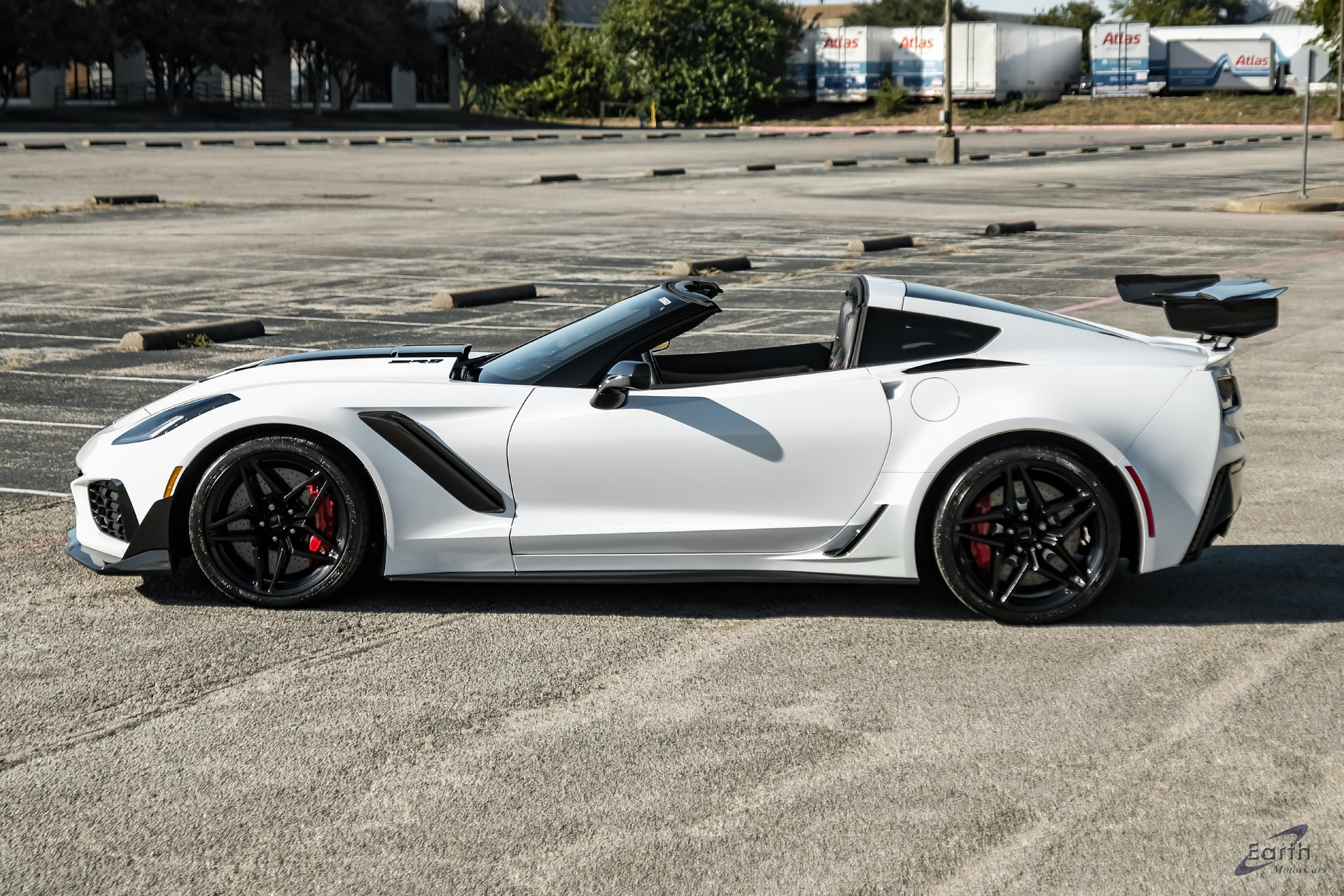 Used 2019 Chevrolet Corvette ZR1 RWD image 9