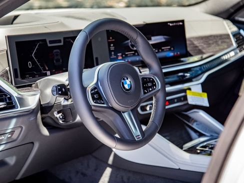 New 2027 BMW X6 xDrive40i w/ Executive Package AWD/4WD image 11
