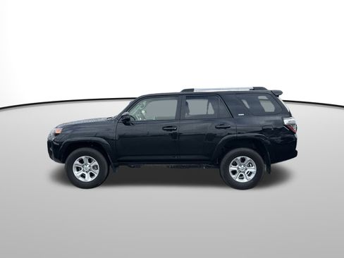 Used 2024 Toyota 4Runner SR5 image 2