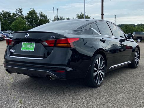 Used 2020 Nissan Altima 2.5 SR FWD image 8