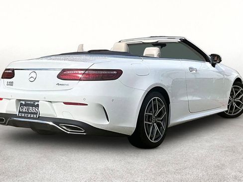 Used 2021 Mercedes-Benz E 450 4MATIC Cabriolet image 2