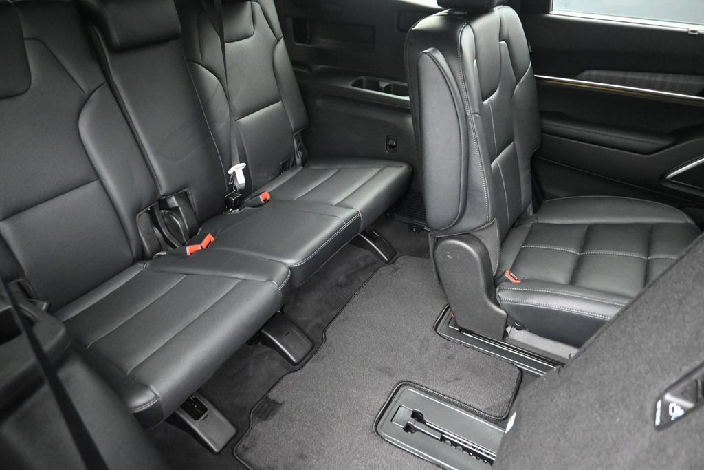 Used 2024 Kia Telluride SX AWD/4WD image 11