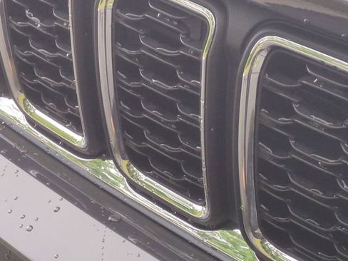 New 2025 Jeep Grand Cherokee L Laredo w/ Luxury Tech Group I AWD/4WD image 25