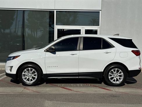 Used 2020 Chevrolet Equinox LS image 9