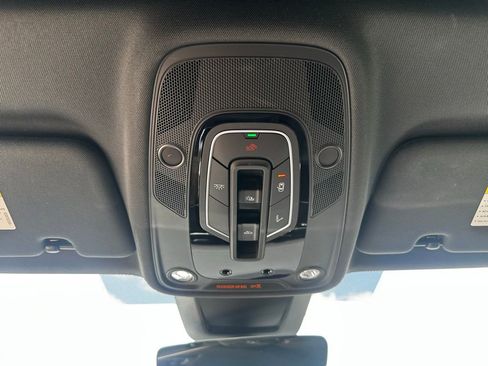 Certified 2025 Audi Q8 Premium w/ Black Optic Package AWD/4WD image 24