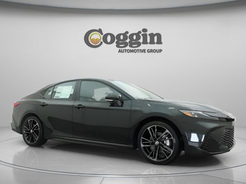 New 2026 Toyota Camry XSE FWD image 24