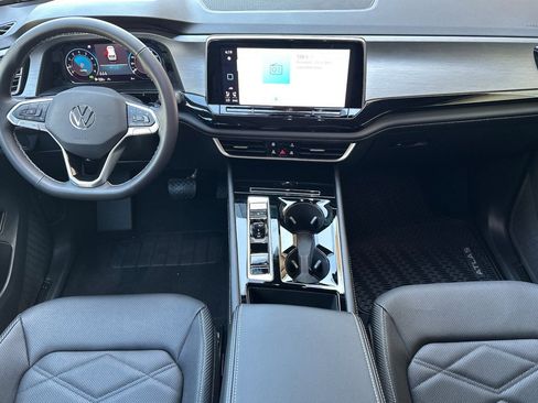 New 2026 Volkswagen Atlas Cross Sport SE FWD image 11