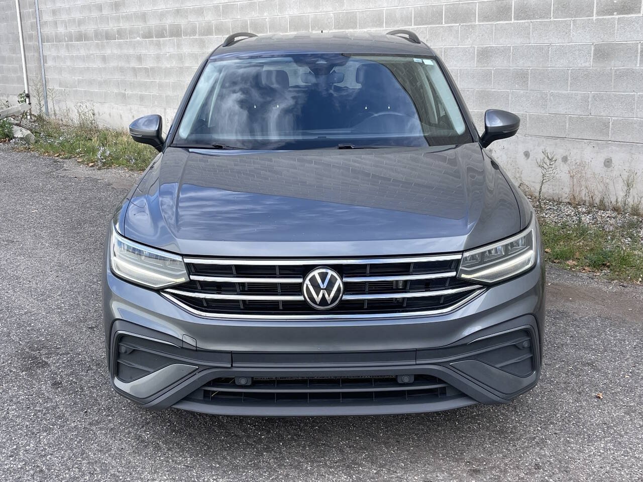 Used 2024 Volkswagen Tiguan S AWD/4WD image 2