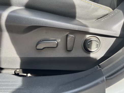 Used 2022 Subaru Outback Wilderness image 17