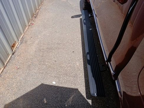 Used 2021 RAM 1500 Limited w/ Body Color Bumper Group image 10