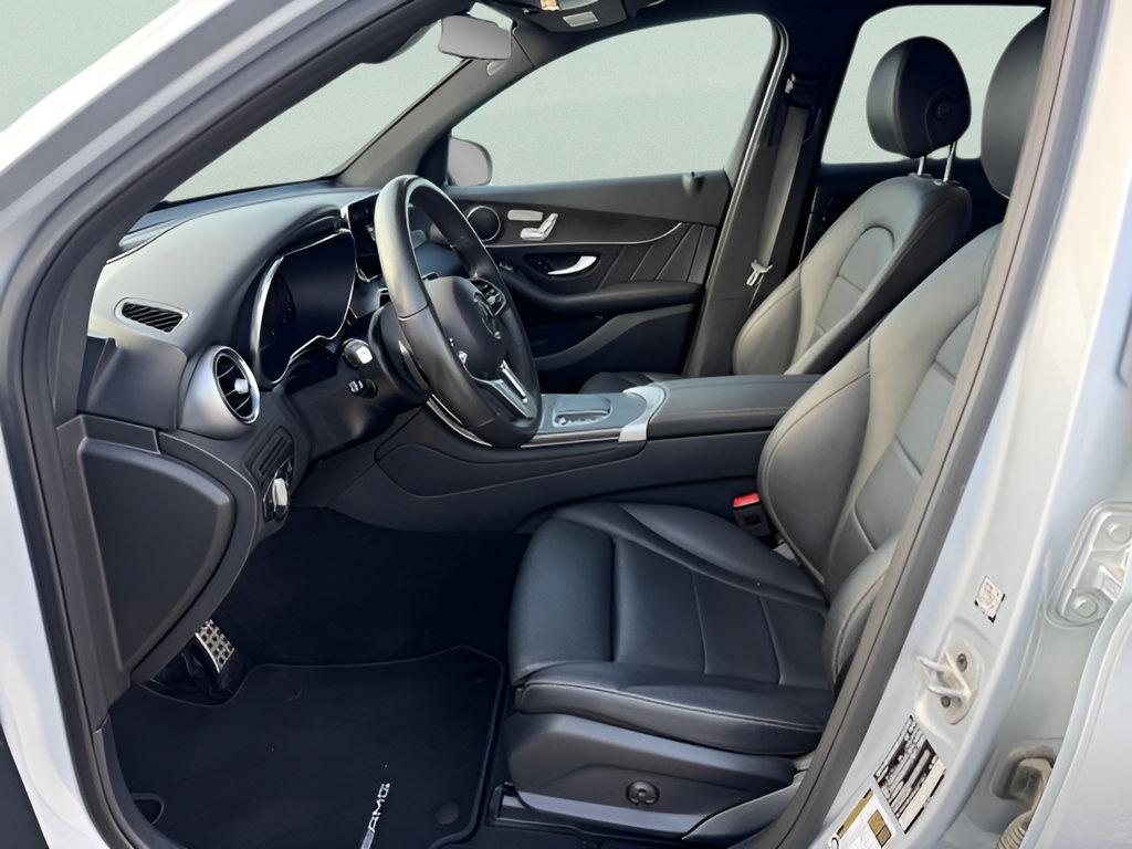 Used 2022 Mercedes-Benz GLC 300 4MATIC image 34