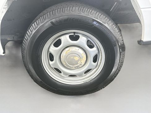 Used 2020 Ford F150 XL w/ Equipment Group 101A Mid RWD image 11
